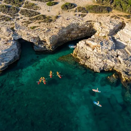 Luxury Alpha, Pool, Camp Volme - Nearby Kamenjak Campsite *